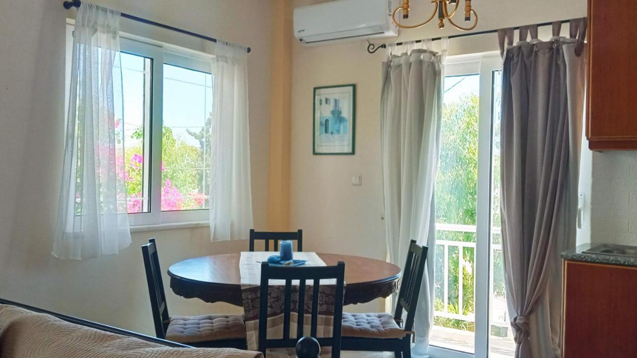 Marilen Διαμέρισμα Λιβάδια Δωμάτιο φωτογραφία